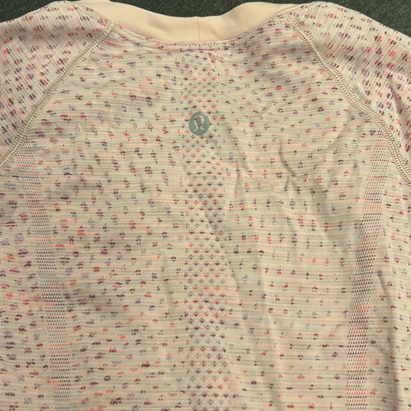 Lululemon long sleeve pink top - Picture 10 of 12
